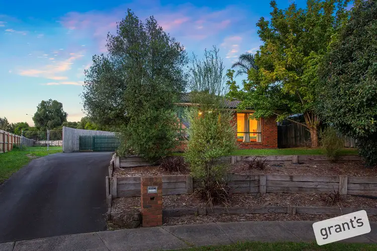 Fifth view of Homely house listing, 8 Kilfera Court, Narre Warren VIC 3805