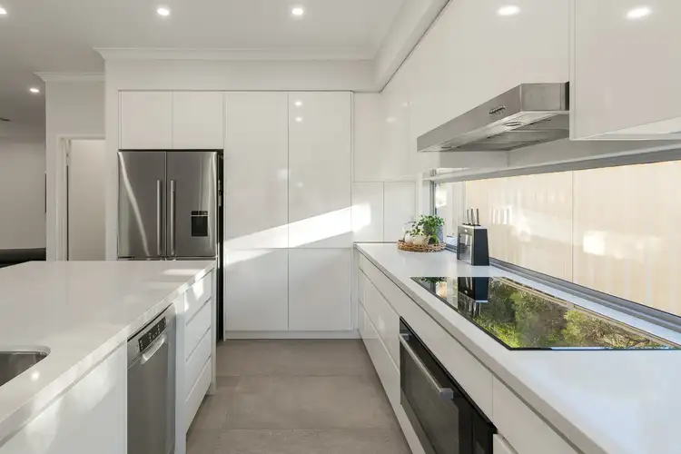 Sixth view of Homely house listing, 9 Piercy Way, Kardinya WA 6163