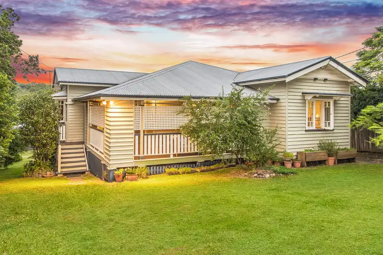 160 Simpsons Road, Bardon QLD 4065