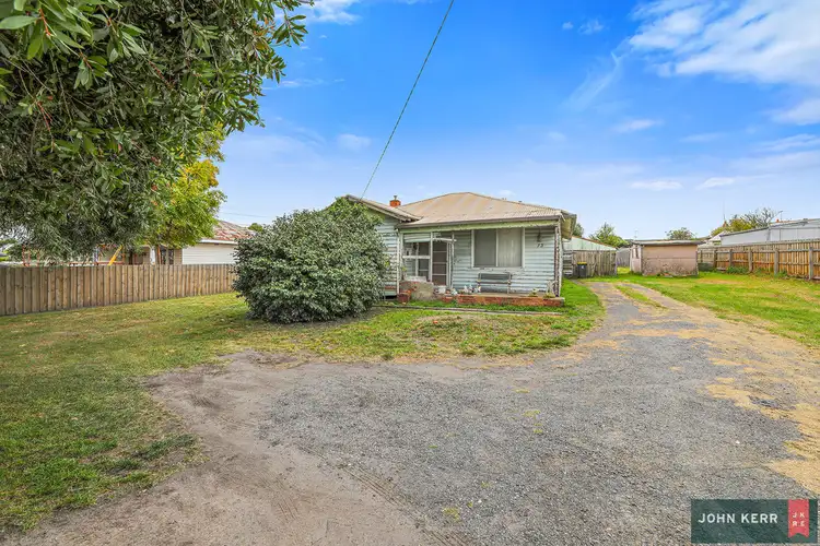 73 Moore Street, Moe VIC 3825