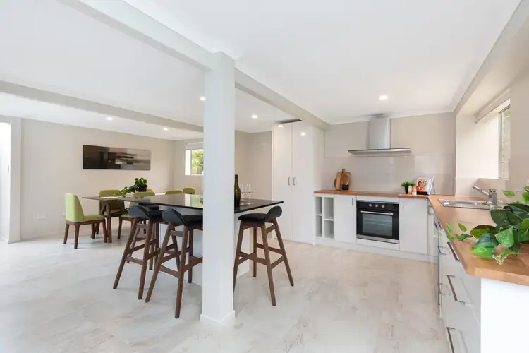 48 Donna Avenue, Rochedale South QLD 4123