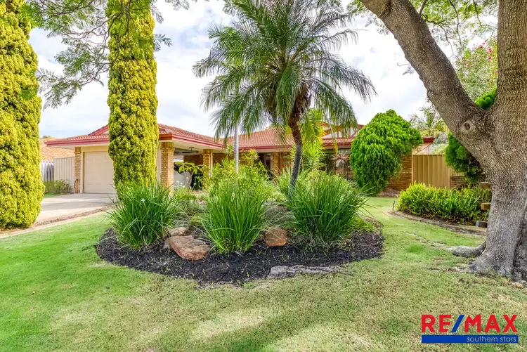 10 Gledhill Way, Leeming WA 6149