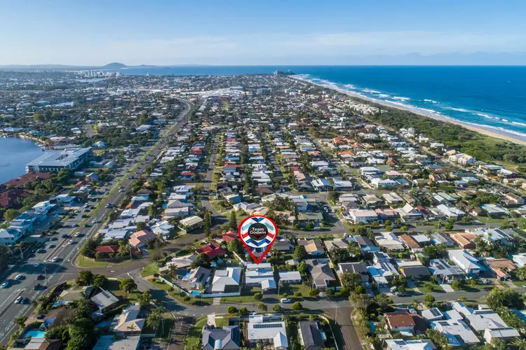 27 Currawan Street, Warana QLD 4575