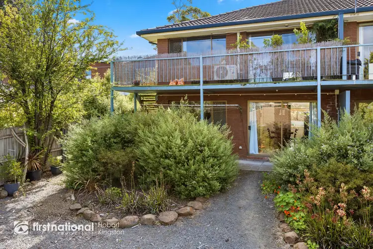 2/9 Browns Road, Kingston TAS 7050