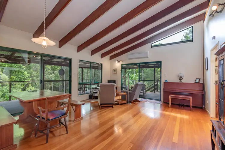 232 Hill Road, Mothar Mountain QLD 4570