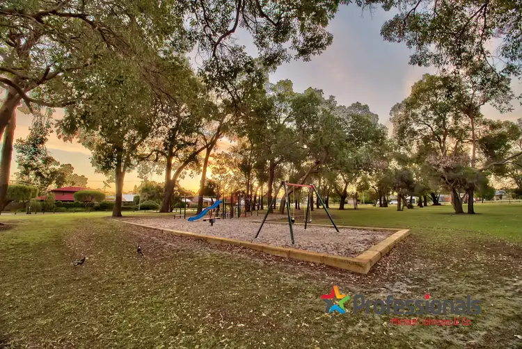 Sixth view of Homely house listing, 33 Havenvale Crescent, Dianella WA 6059