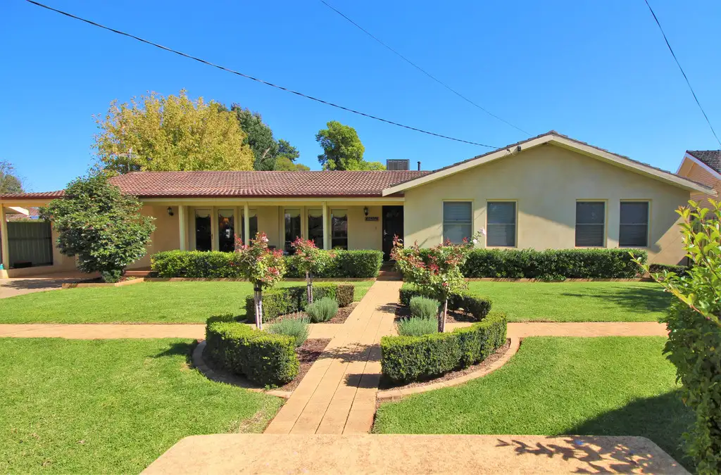 Main view of Homely house listing, 5 Foster Place, Griffith NSW 2680