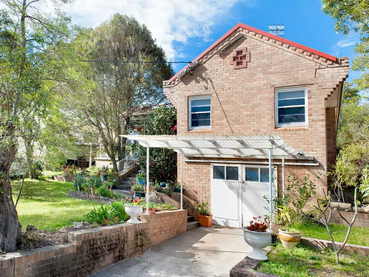 24 Tomaree Road, Shoal Bay NSW 2315