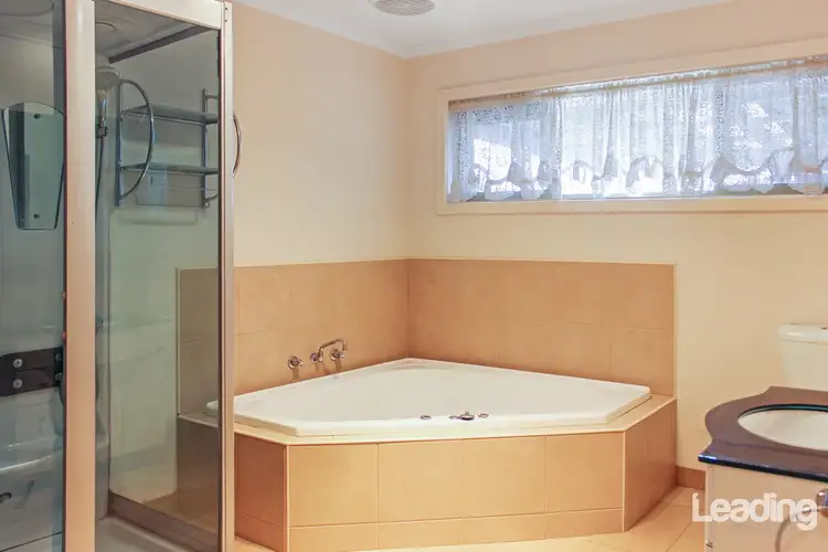 Sixth view of Homely house listing, 2 Dobell Avenue, Sunbury VIC 3429
