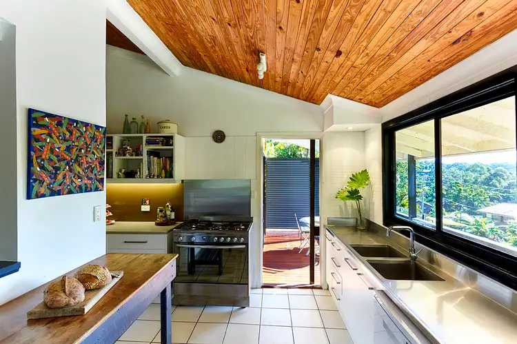 8 Piggabeen Rd, Tweed Heads West NSW 2485