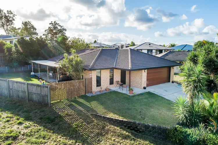 16 PARKVIEW CLOSE, Southside QLD 4570