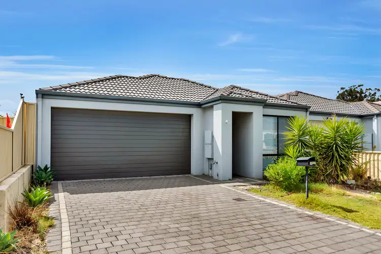 12 Turtledove Way, Bennett Springs WA 6063