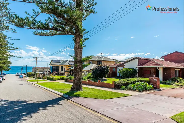 Second view of Homely house listing, 2/19 Elsie Street, Watermans Bay WA 6020
