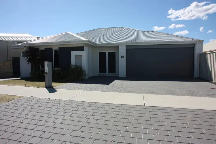 12 Summerhome Parade, Yanchep WA 6035