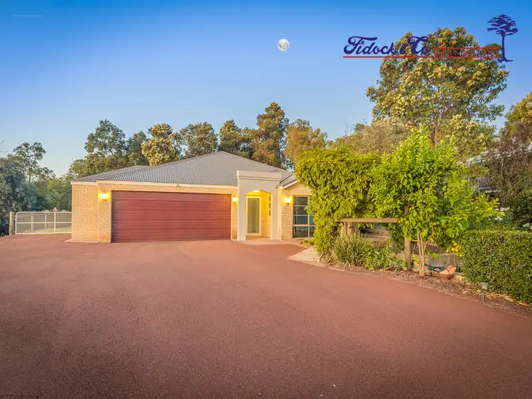 40 Kobus Heights, Roleystone WA 6111