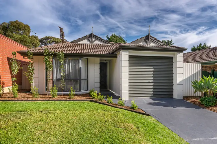 6 Pine View Close, Old Reynella SA 5161