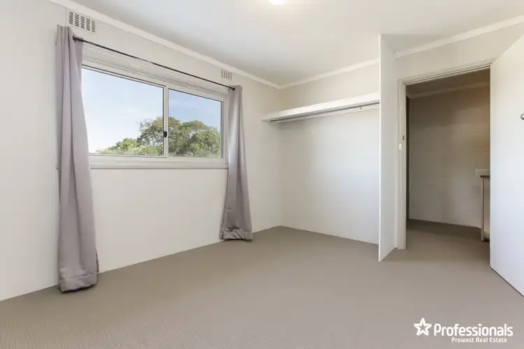 Seventh view of Homely townhouse listing, 10a Powis Court, Langford WA 6147