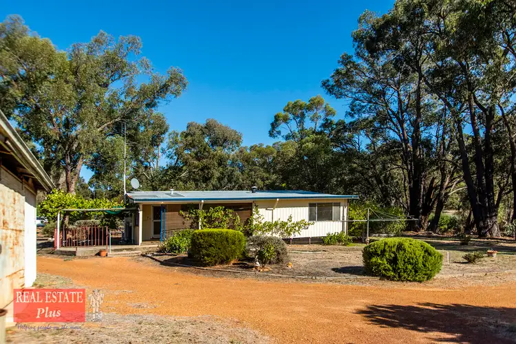 460 Orchard Road, Wooroloo WA 6558
