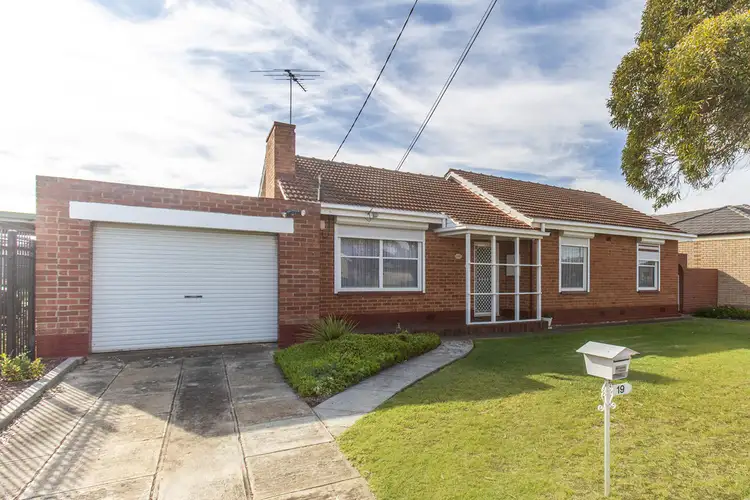19 Beatrice Avenue, Seaton SA 5023
