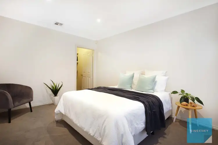 Fifth view of Homely house listing, 21 Highbury Close, Caroline Springs VIC 3023