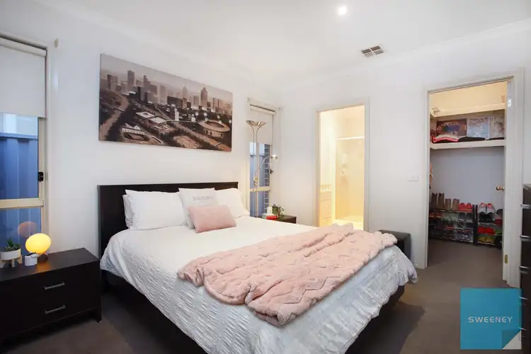 Seventh view of Homely house listing, 21 Highbury Close, Caroline Springs VIC 3023