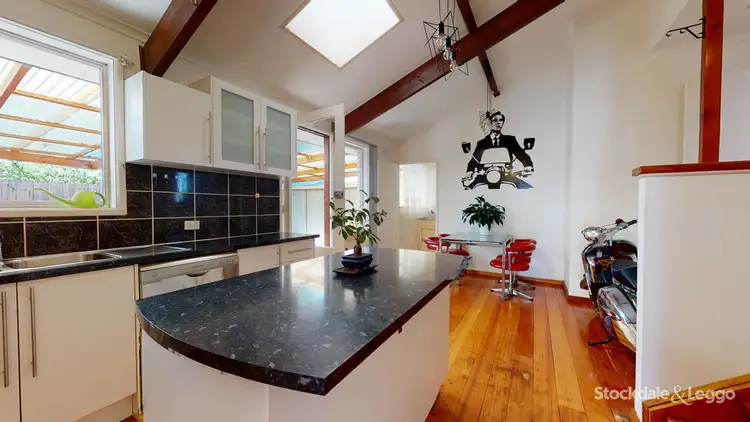 Fifth view of Homely house listing, 2 Eton Court, Gladstone Park VIC 3043