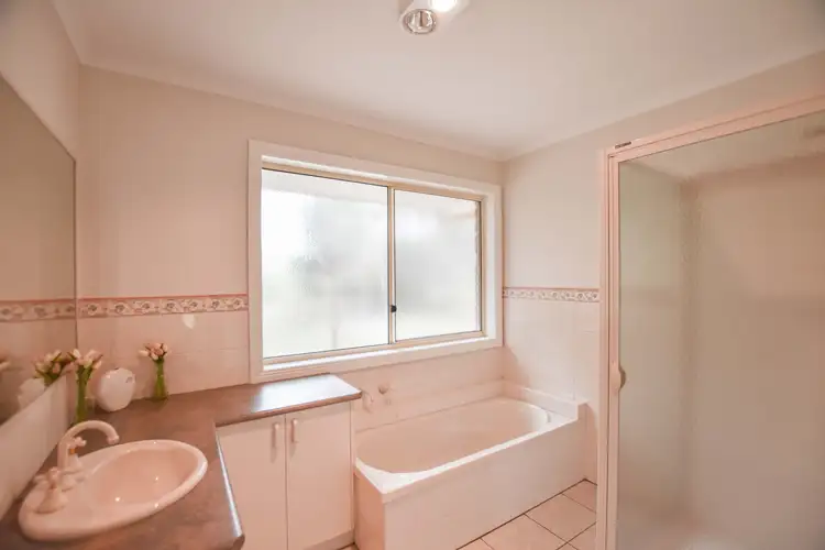 Fifth view of Homely rural property listing, 5034 Great Alpine Road, Myrtleford VIC 3737