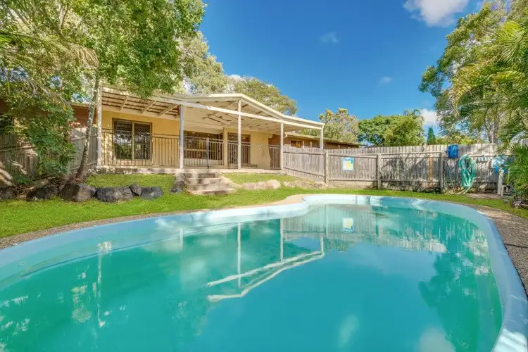 8 Eloise Court, Clinton QLD 4680