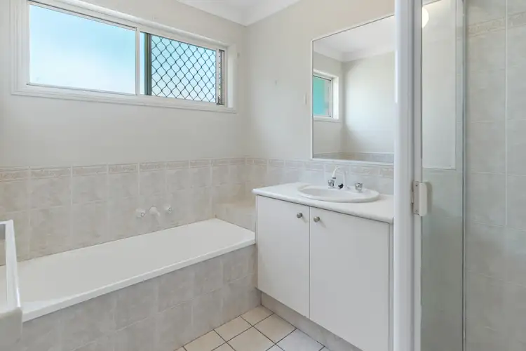 Fifth view of Homely semi-detached listing, 2/22 Cabot Court, Merrimac QLD 4226