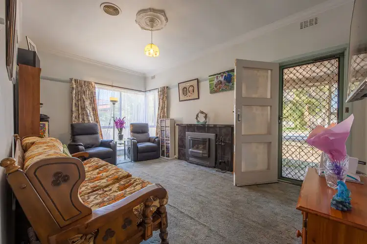 Third view of Homely house listing, 6 Quinlivan Place, Wodonga VIC 3690