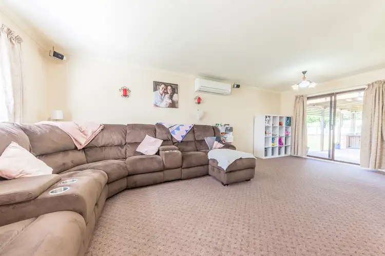 Third view of Homely house listing, 6 Holt Place, Wodonga VIC 3690