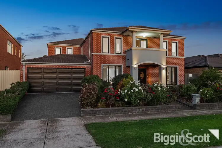 10 Trina Court, Keysborough VIC 3173