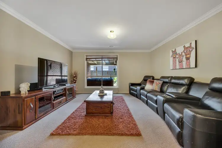 Sixth view of Homely house listing, 21 Gabrielle Court, Lavington NSW 2641