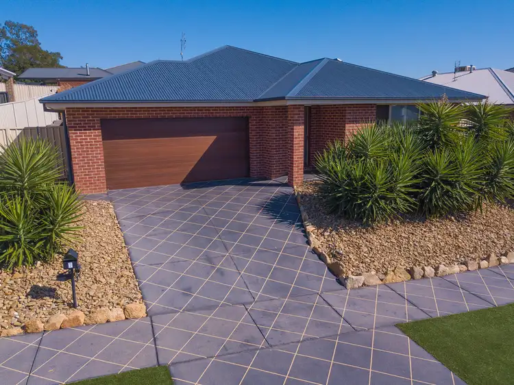 Main view of Homely house listing, 7 Newland Street, Wodonga VIC 3690