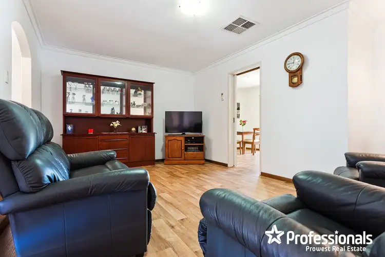 Fifth view of Homely semi-detached listing, 2/1 Iandra Loop, Willetton WA 6155