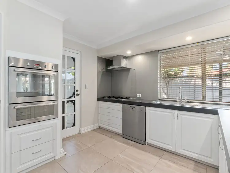 13 Camphora Mews, Helena Valley WA 6056