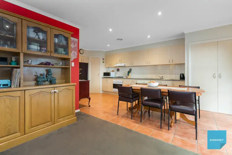 Fifth view of Homely townhouse listing, 5/8 Lauffre Walk, Caroline Springs VIC 3023