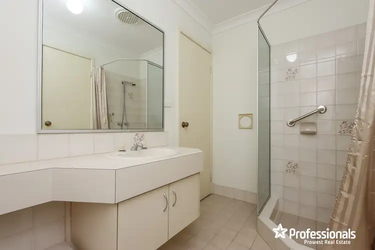 Fifth view of Homely house listing, 5 Farmview Place, Bibra Lake WA 6163