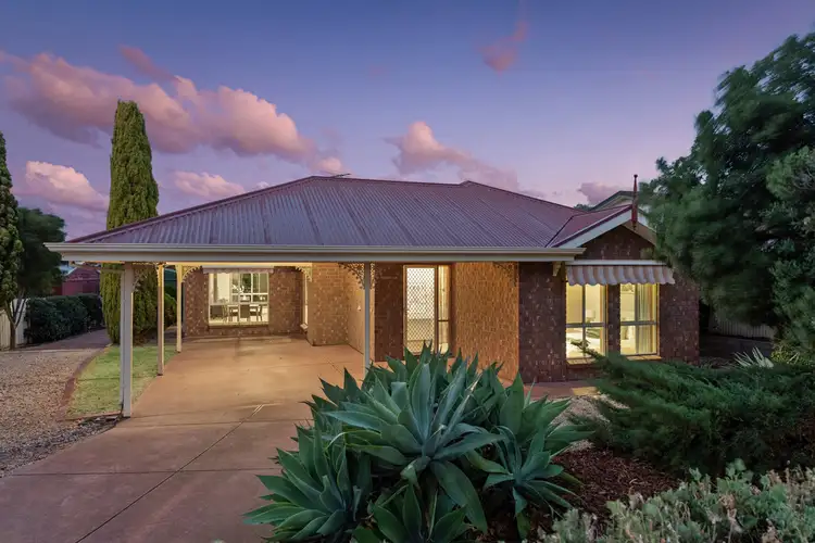 9 Sunnyside Avenue, Maslin Beach SA 5170