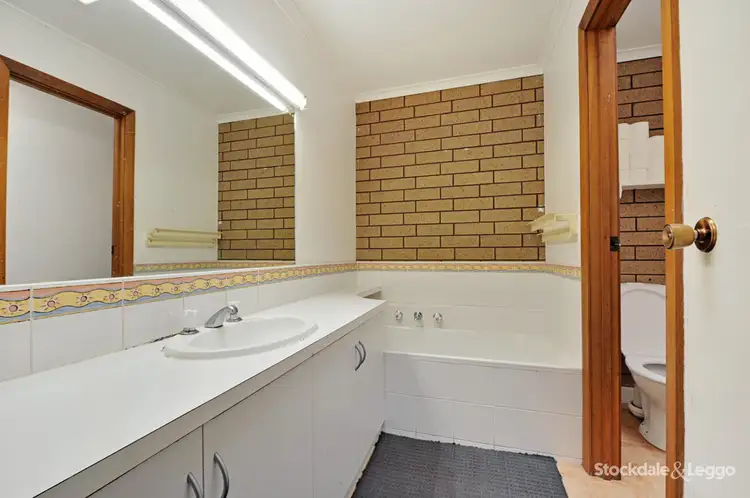 Seventh view of Homely unit listing, 4/14 Ashenden Street, Shepparton VIC 3630