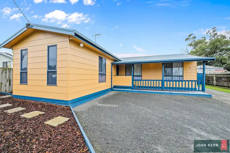 3 Hallston Street, Newborough VIC 3825