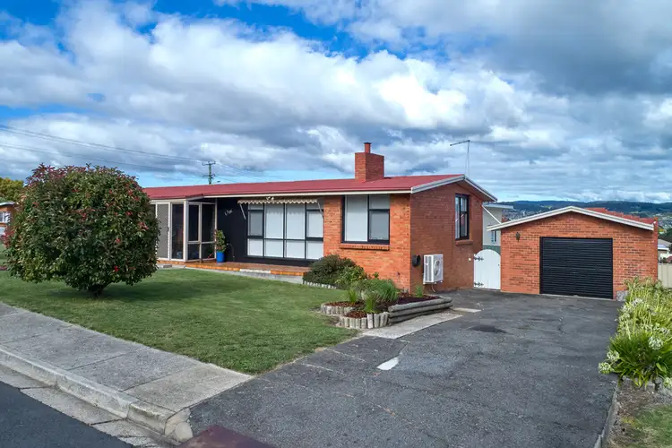 1 Karpaty Avenue, Newnham TAS 7248