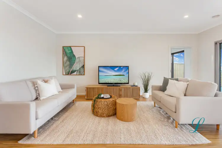 Second view of Homely house listing, 86 Retreat Crescent, Sunbury VIC 3429