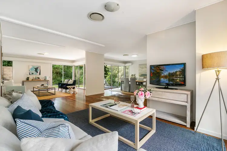 45 Deerhurst Road, Brookfield QLD 4069