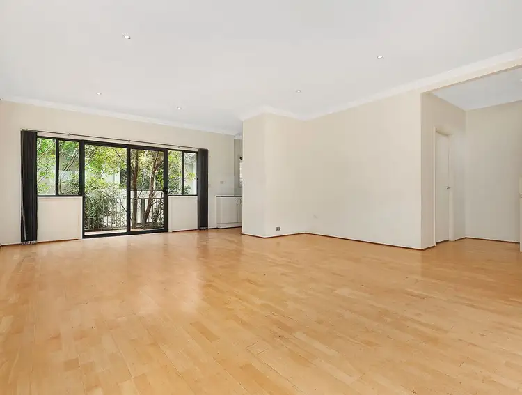 Fourth view of Homely townhouse listing, 2/21 View Street, Wollongong NSW 2500