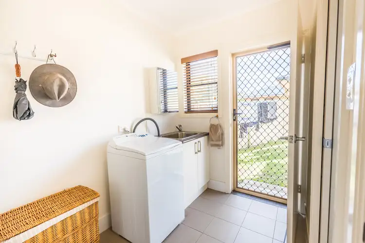 Second view of Homely house listing, 11 Edgeroy Street, Tamworth NSW 2340