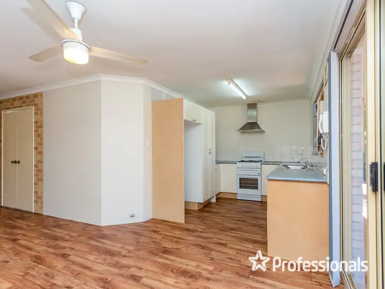 15 SILVERHILL LOOP, Seville Grove WA 6112
