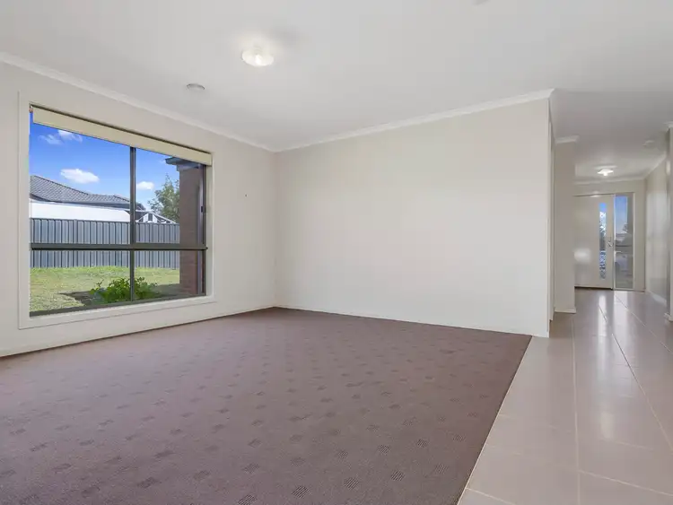 Sixth view of Homely house listing, 19 Stevensons Rise, Kyneton VIC 3444