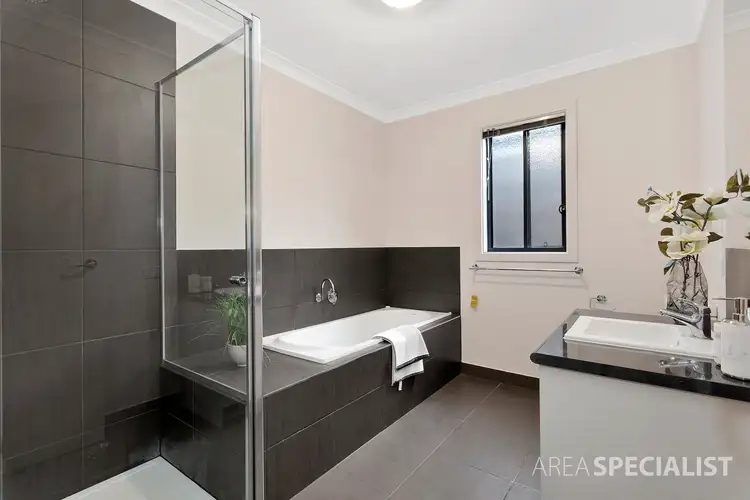 Seventh view of Homely house listing, 39 Statham View, Cranbourne West VIC 3977