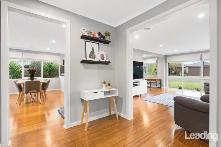 Second view of Homely house listing, 5 Plante Court, Sunbury VIC 3429
